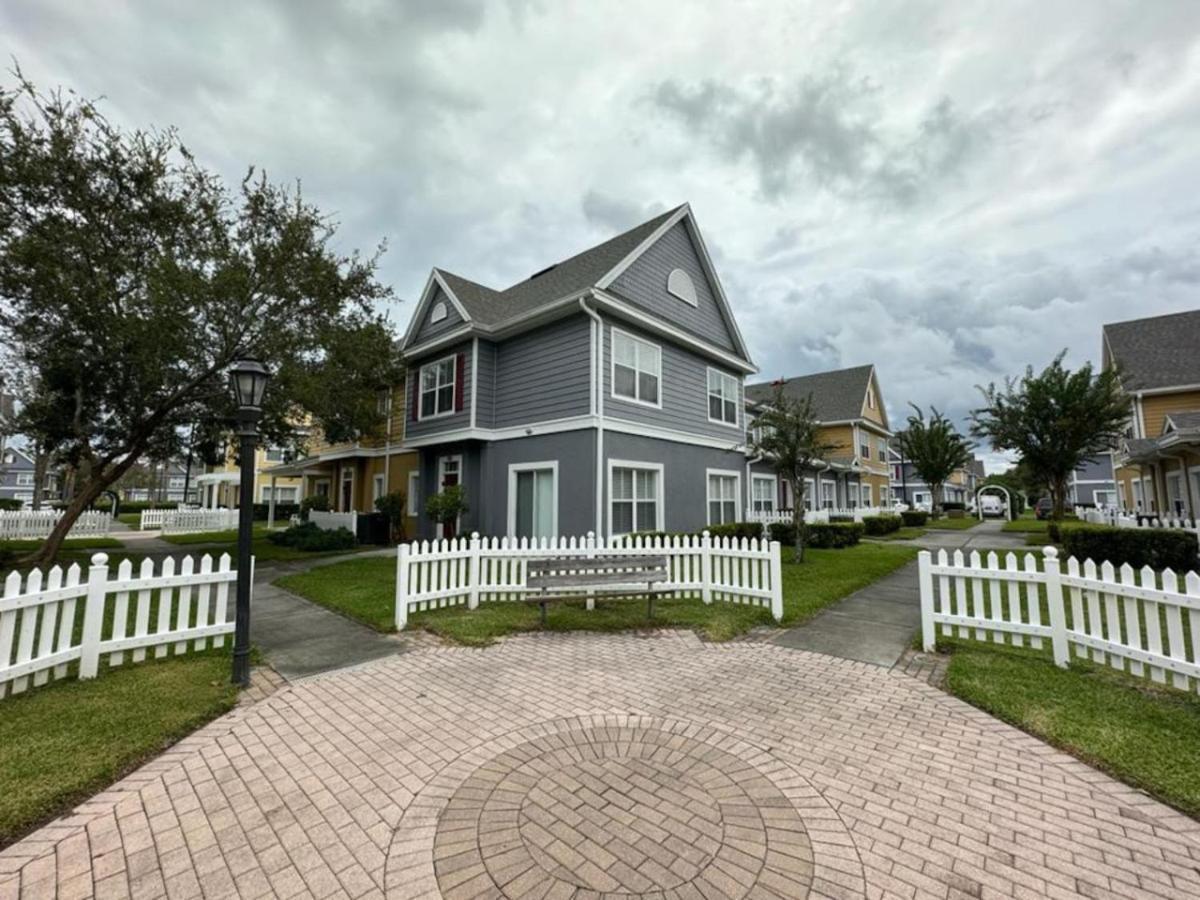 Holiday home 4 Bedroom 3 Bathroom At Seven Dwarfs 8-107 *